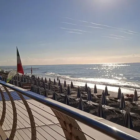 Ad Un Passo Dal Mare *